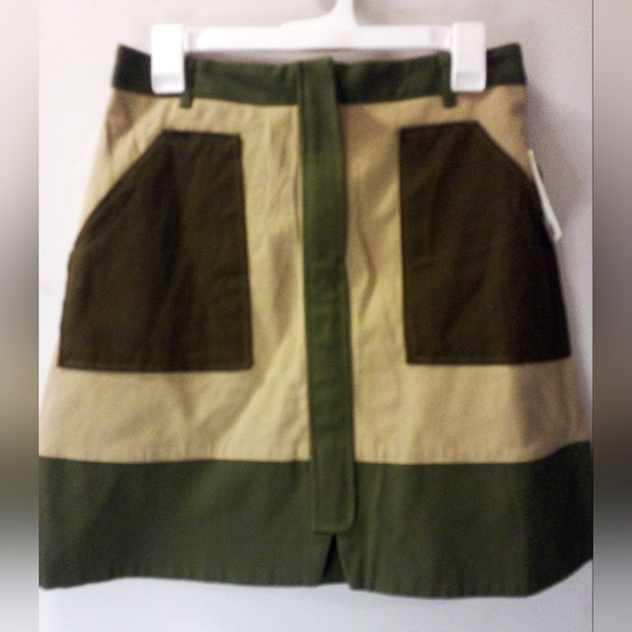✨ Host Pick ✨ Anthropologie Holding Horses, Women's, Skirt, Size 6, Color Green - Picture 2 of 7